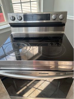Electric Samsung stove