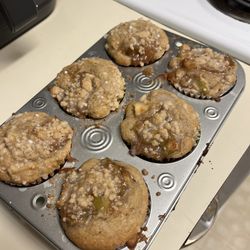 Gourmet Edible Baked Goods 