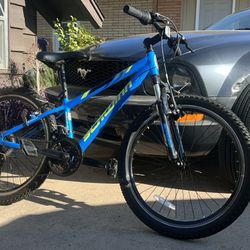 Schwinn THRASHER Mountain/ Street Bike 