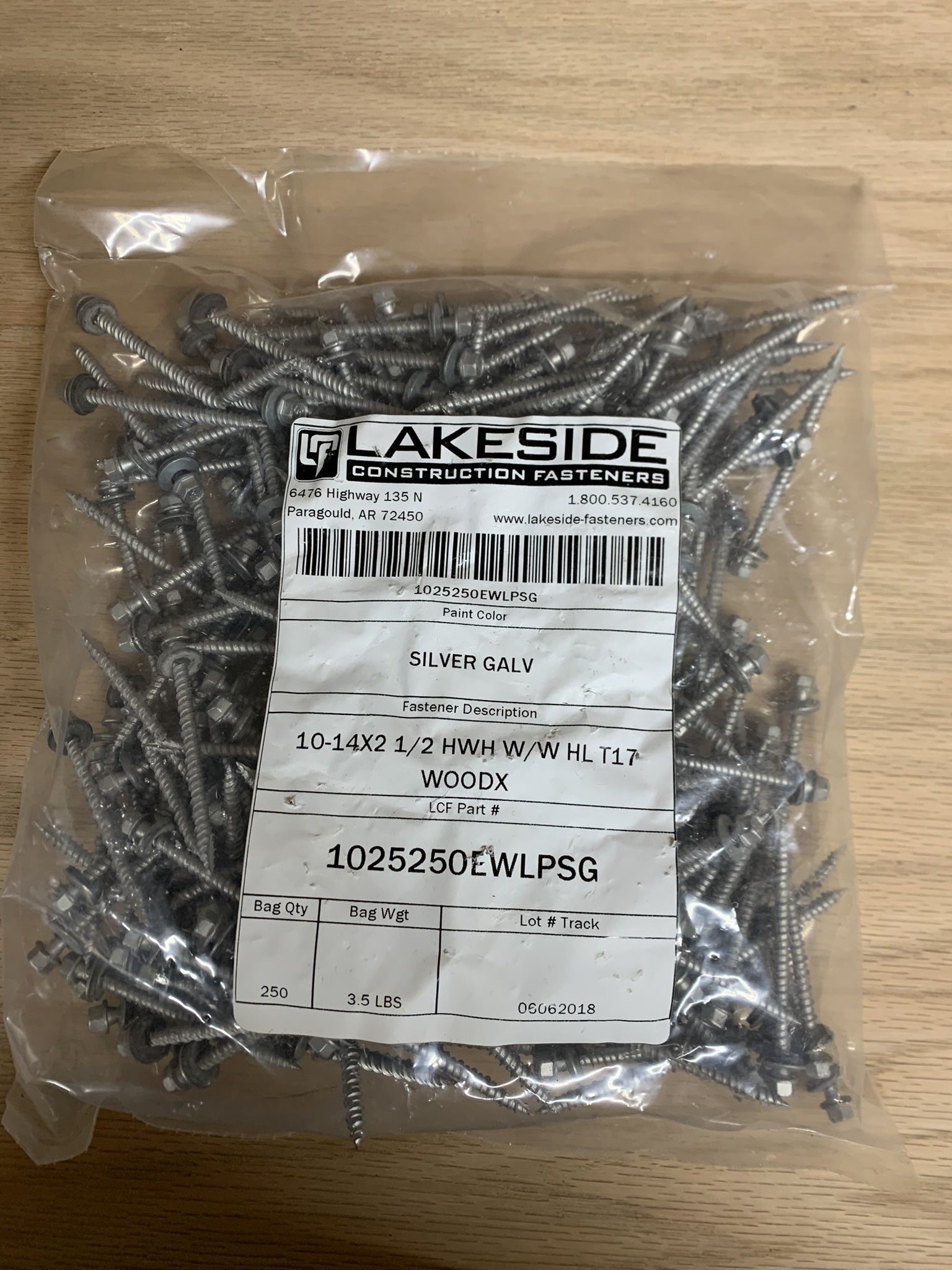 Wood Fasteners.  10 14 x 2 1/2 hwh w/w hl t17 woodx