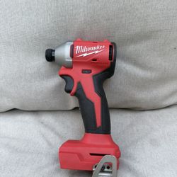 Milwaukee M18 Brushless Impact Driver 