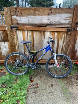 Specialized xc m4 full suspension 2025