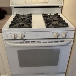 GE Gas Range