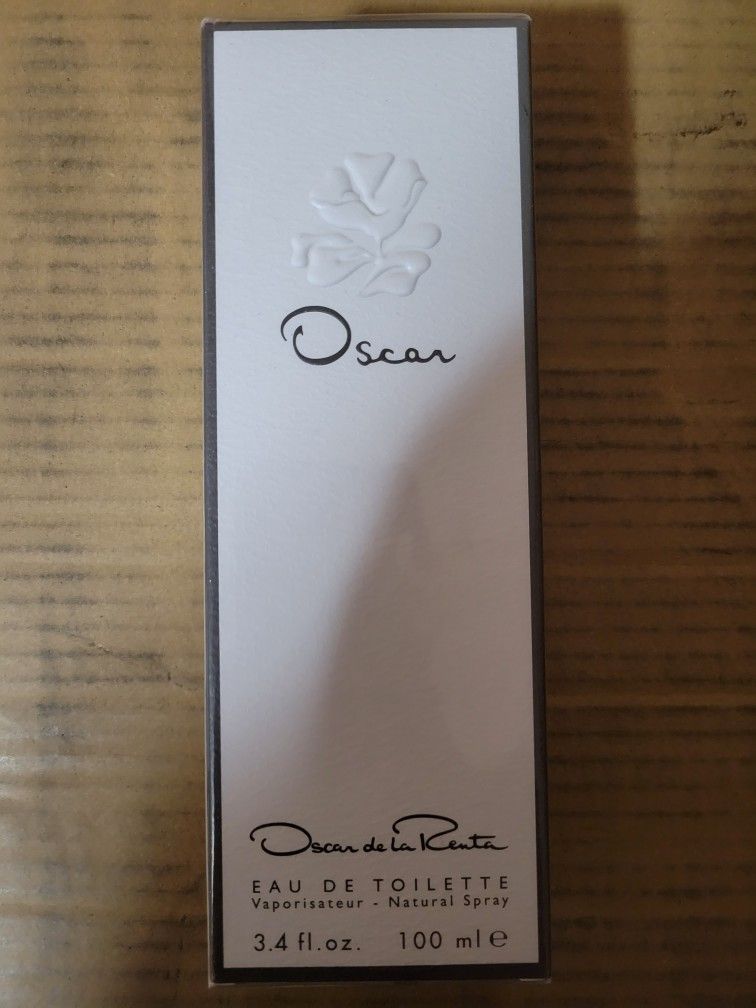 Fragrance - Oscar by Oscar De LA Renta Perfume Spray