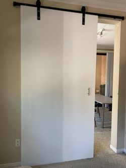 Sliding door for den