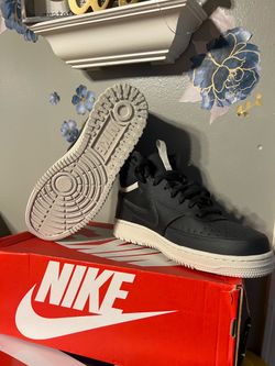 *BRAND NEW* Nike 8.5 Court Vision
