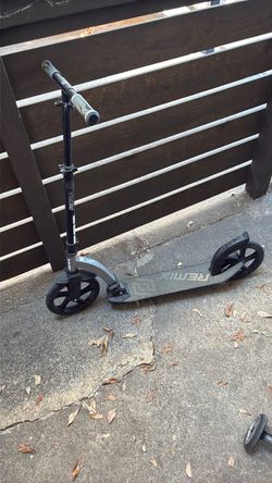 Huffy scooter