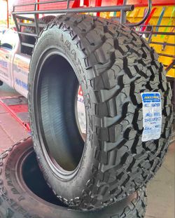 33/1250/20 Set De Llantas Maxtrek