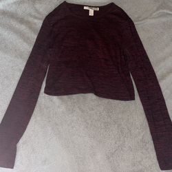 Junior’s Cropped Long Sleeve 