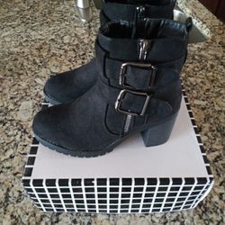 Jessica Carlyle Ankle Boots