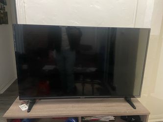 Pioneer 50” 4K UHD Smart TV w/ Dolby Vision – Excellent Condition – $120