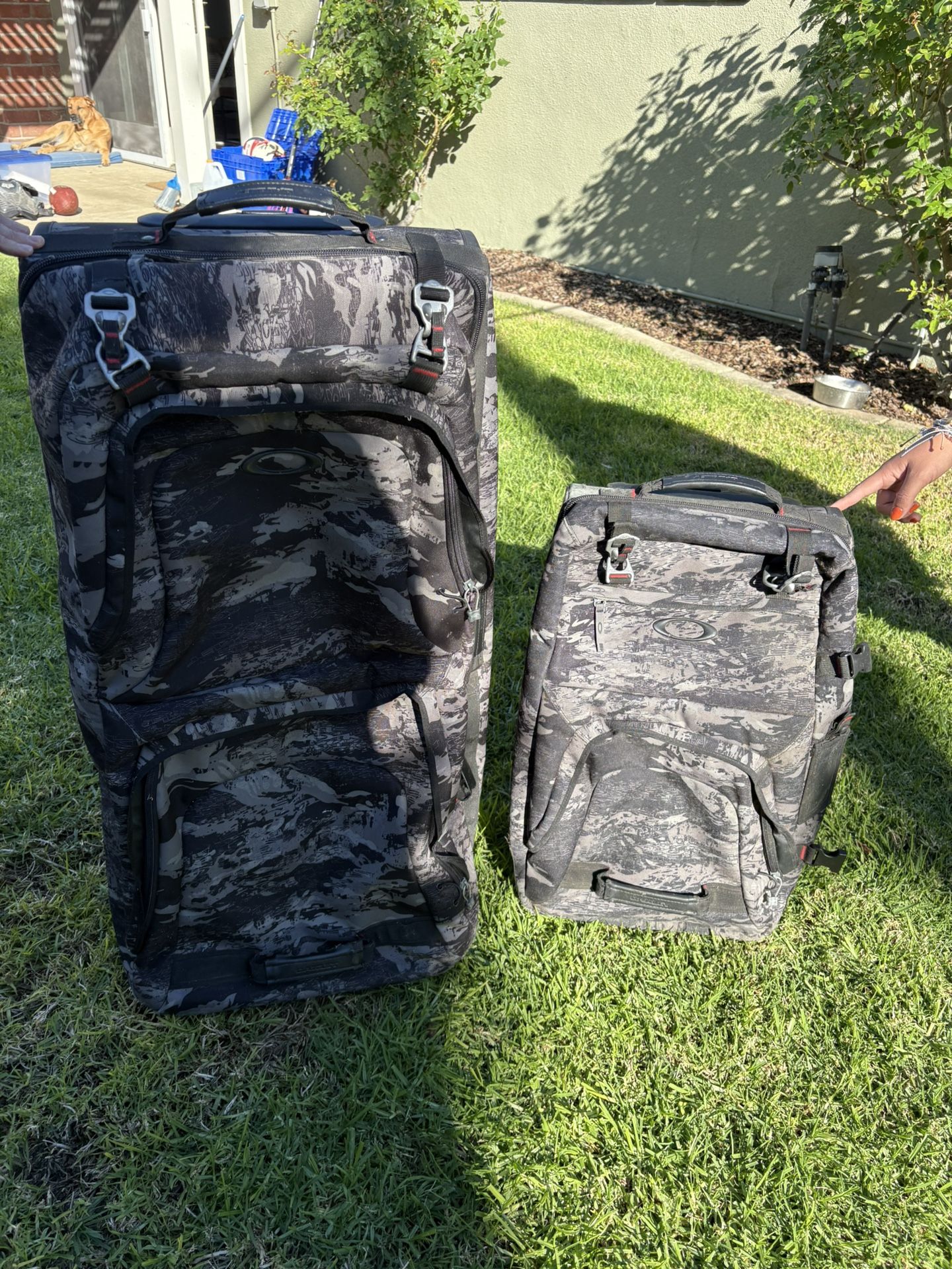 Oakley Luggage Durable Very Nice