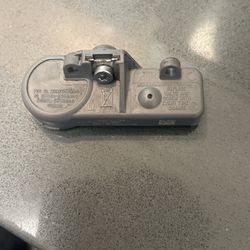 Silverado OEM GM TPMS Tire Pressure Indicator 