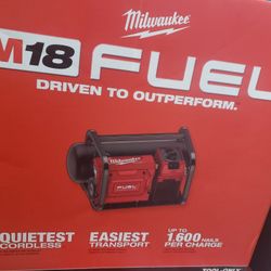 Milwaukee Compresor M18 Fuel Brushslees (Tool Only)
