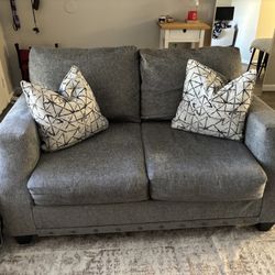 Love Seat Couch 