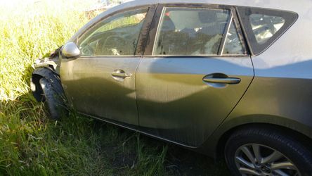 2012 mazda 3 skyactiv for parts only