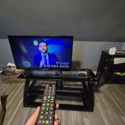 Samsung TV + Glass TV Stand – Remote & Antenna Included