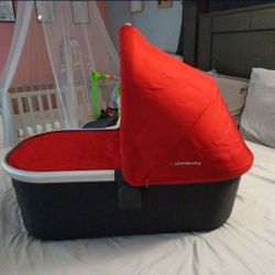 Vista Uppababy Red Bassinet