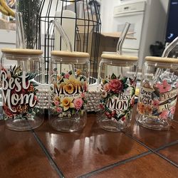 Mother’s Day glasses with bamboo lid and straw