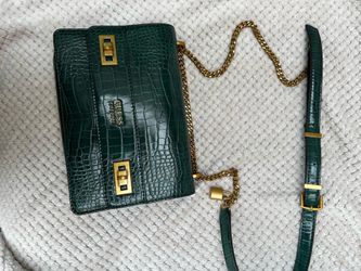 GUESS Green Croc-Embossed Crossbody Bag (Like New)