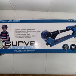 CURVE Light Up Wheels Folding Kick Scooter & Elbow/Knee pads and Wrist Guards 🛴