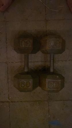 2 60lb dumbbells