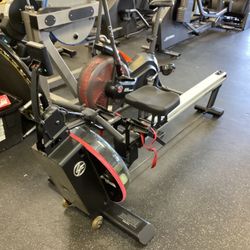 Life Fitness ROW GX Commercial Water Rower Rowing Machine With Warranty 