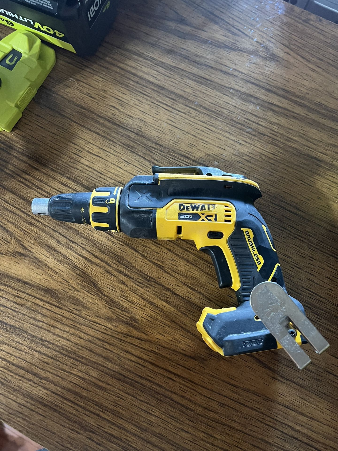 DEWALT XR 20V MAX Lithium-Ion Cordless Brushless Screw Gun (Tool Only