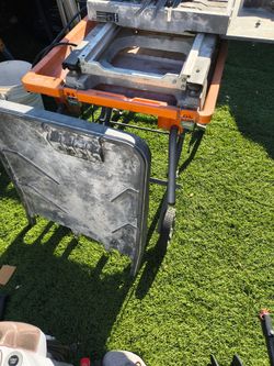Ridgid 10" Tile Saw with Rolling Stand