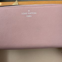 LV Wallet