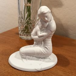 Mother & Infant White Ceramic Figurine 