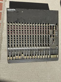 Macki Audio Equipment 