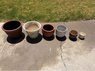6 ceramic pots