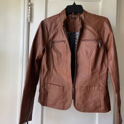 Chaketa Size Lrg