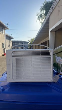 Windmill 6000 BTU Smart Window AC Unit – Excellent Condition