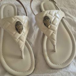 Kurt Geiger London cream Quilted Eagle Thong Sandals. Size 8 1/2