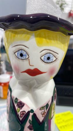 Hillary 🏺 Vase
