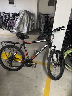 Trek 3500 Mountain Bike