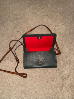 Dooney & Bourke Pebbled Leather Wallet Crossbody – Green