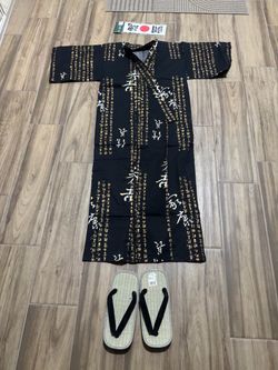 Japanese komono with headband and sandals