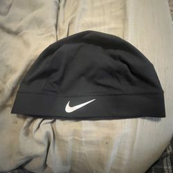 Nike Skull Cap Medium