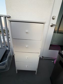 White 4-Drawer Dresser
