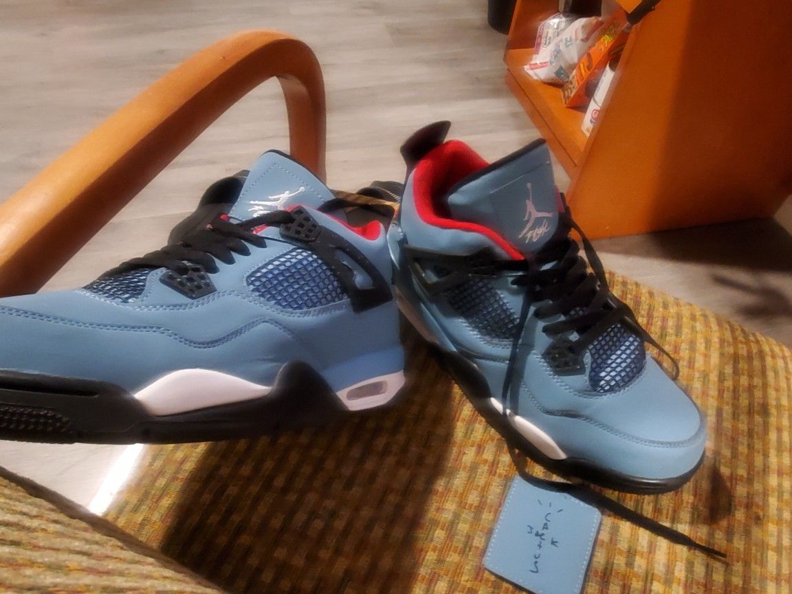 Travis Scott air Jordan's