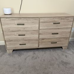 6 Drawer Dresser 