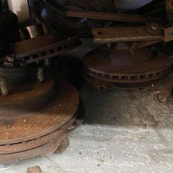 1979-93 Mustang 5.0 Spindles and rotors
