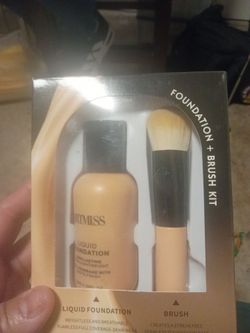 Artmiss make up kit