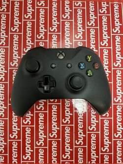 Black Xbox One Controller