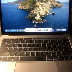 Apple MacBook Pro Retina 13” 2016 Laptop