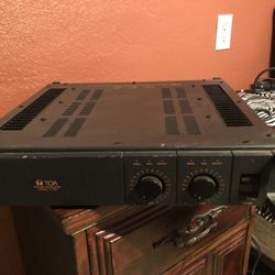 220 Watt Power Amplifier 