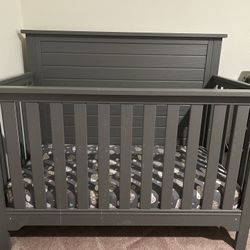 Baby Crib 